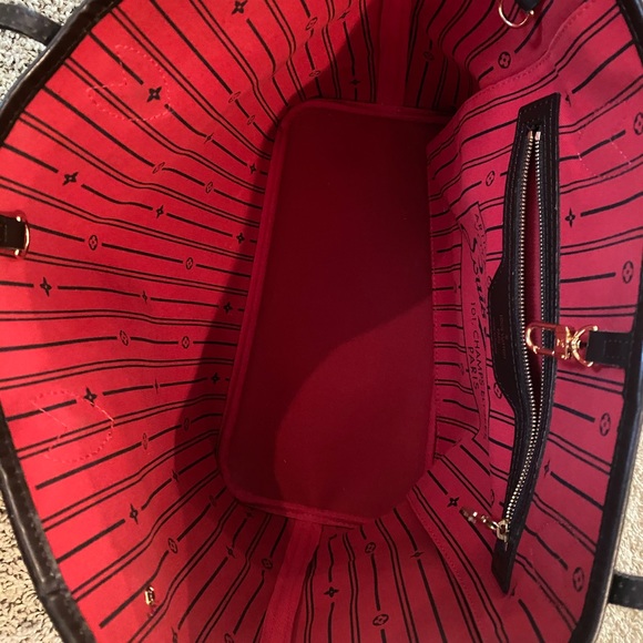 Louis Vuitton Damier GM (medium size) - Picture 2 of 5